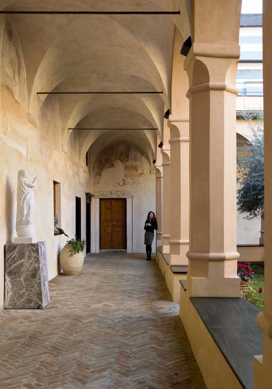 ホテル Abbadia San Giorgio モネーリア エクステリア 写真